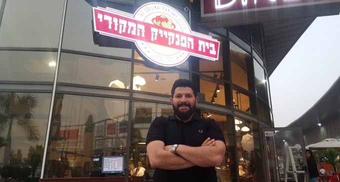 היוזמה המרגשת של בעלי בית הפנקייק: כריכים בחינם לתלמידים נזקקים