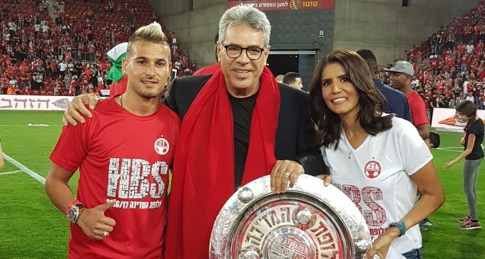 ברקת העניקה מגן הוקרה לממרוד, נותן החסות להפועל ב''ש