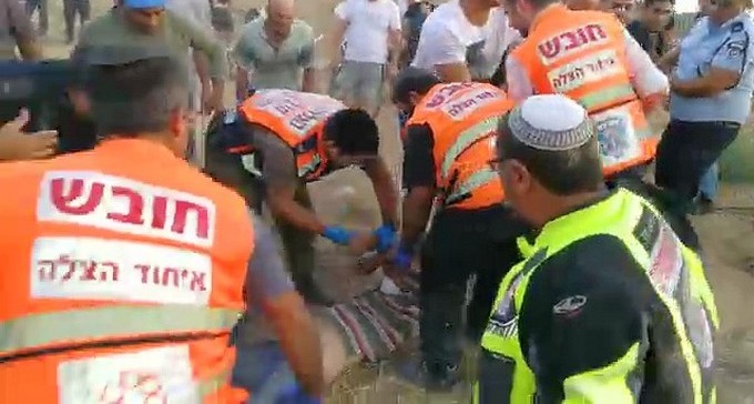 עובד נהרג בנפילה לבור ביוב במושב גילת