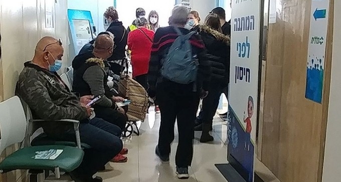מצוקת הקורונה בב''ש: עומסים על מוקדי החיסון והבדיקות