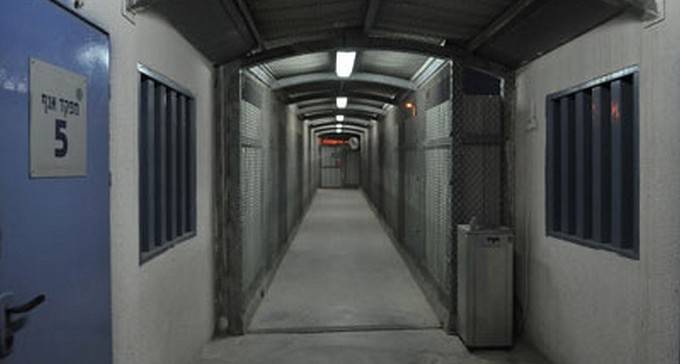 אסיר בטחוני התמוטט ומת בכלא רמון