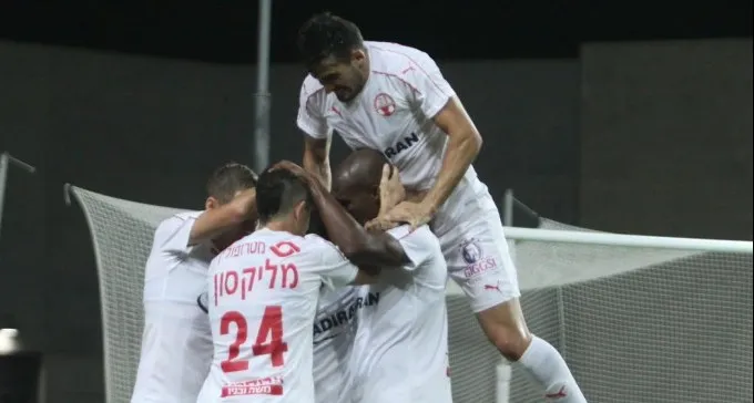 לא לתת למכבי תל אביב להתקרב!