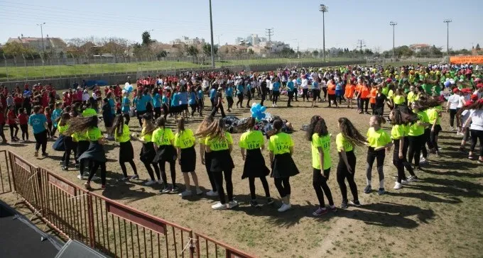 ערב בא: בואו לרקוד ריקודי עם במקיף רגר!