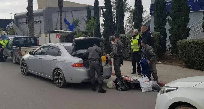 63 עצורים בב''ש בעבירות שידול לזנות, סמים, אלכוהול והימורים