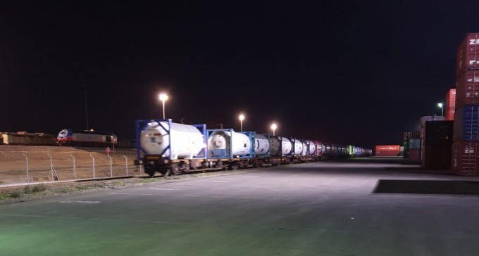 במהלך הלילה: רכבת ישראל החלה לשנע אמוניה מחיפה לדימונה