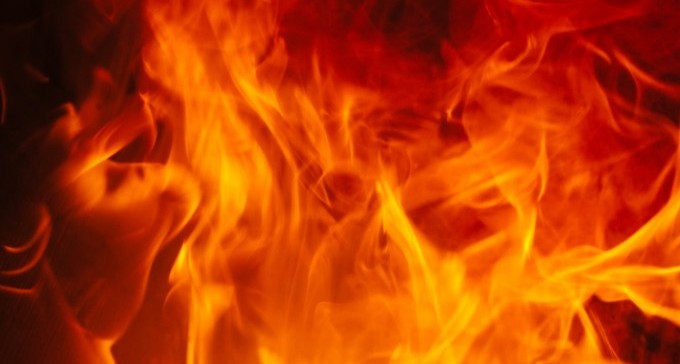 חשד: שרף את אחותו למוות, אחיו הסתיר ראיות