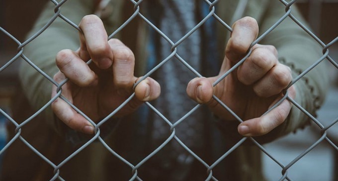 27 שנות מאסר נגזרו על הנאשם שהתעלל מינית בבתו החורגת