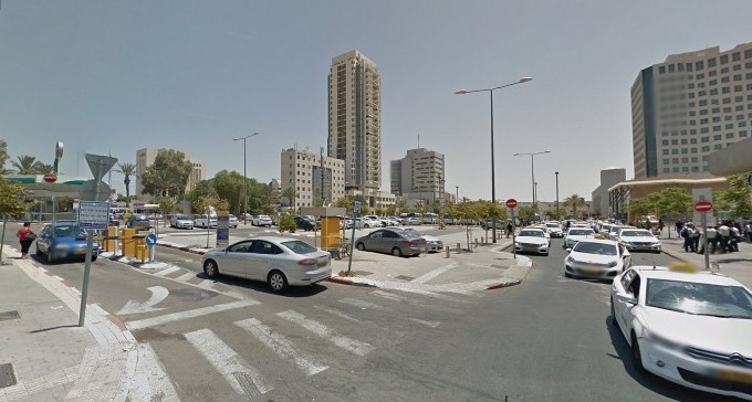 שטח החניה של התחנה המרכזית עובר לכחול-לבן