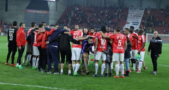 מכבי תל אביב נכנעה 0-1 בטרנר, באר שבע בדרך לאליפות!