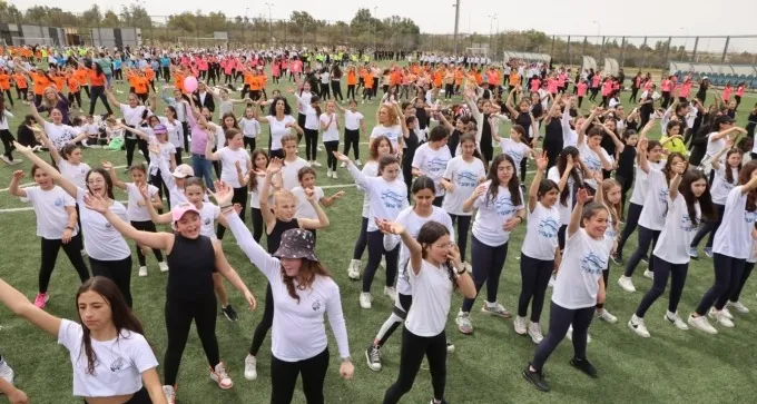 1,000 תלמידים השתתפו בכנס ''בית ספר רוקד'' בבאר שבע