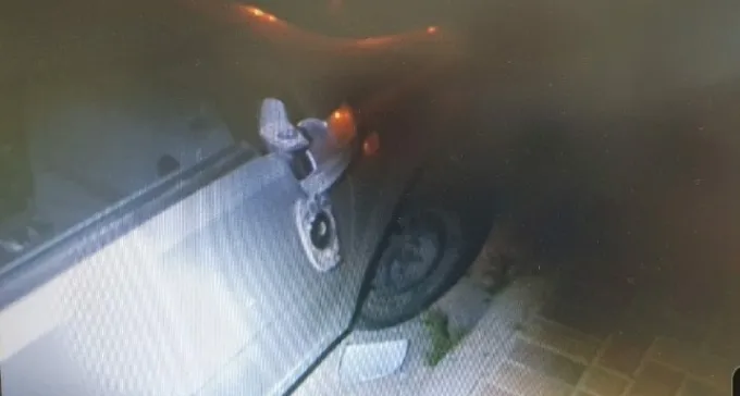 שברו מראות של כלי רכב ברח' חוגלה - ונתפסו על חם