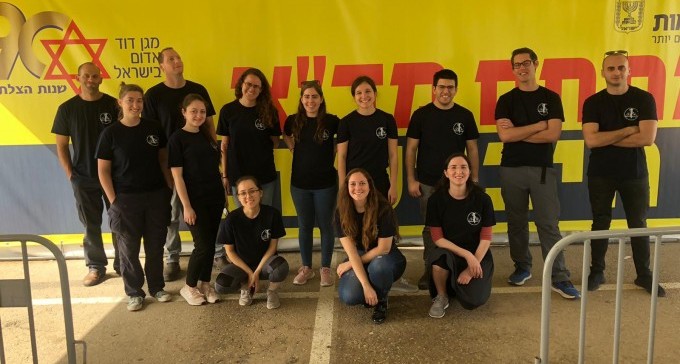 המלאכים מבן גוריון: עשרות סטודנטים לרפואה וסיעוד מתנדבים במד''א