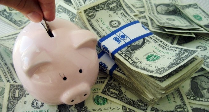 החיים הטובים: כמה מרוויחים בכירי עיריית באר שבע?