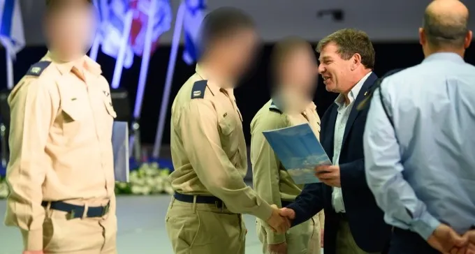 41 בוגרי קורס טיס קיבלו תעודת תואר ראשון מאוני' בן גוריון