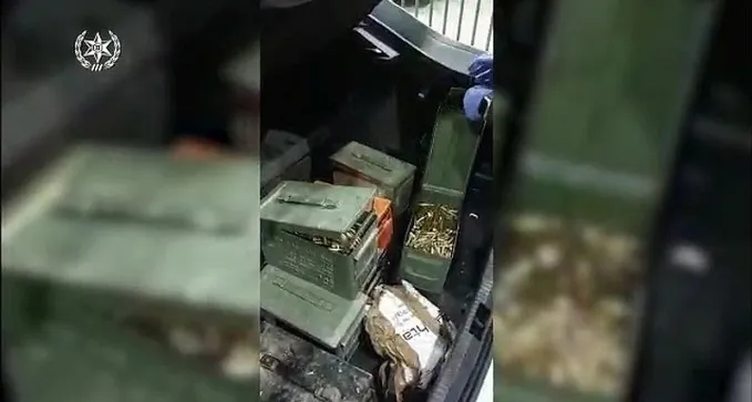 צפו: תושב שגב שלום נתפס מבריח אלפי כדורים לשטחי הרשות הפלסטינית