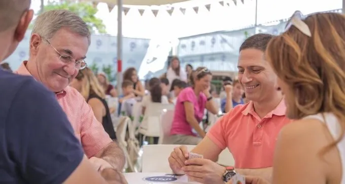 משחקים בטאקי