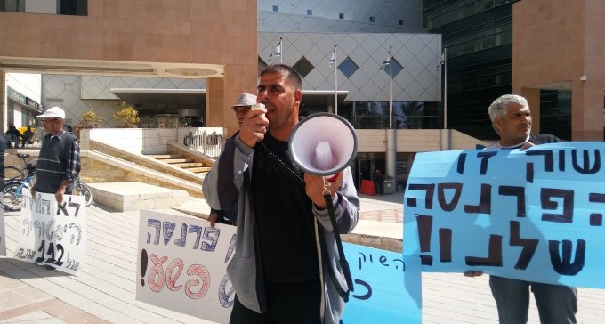 הבוקר: שוב הפגנת סוחרי השוק הבדואי