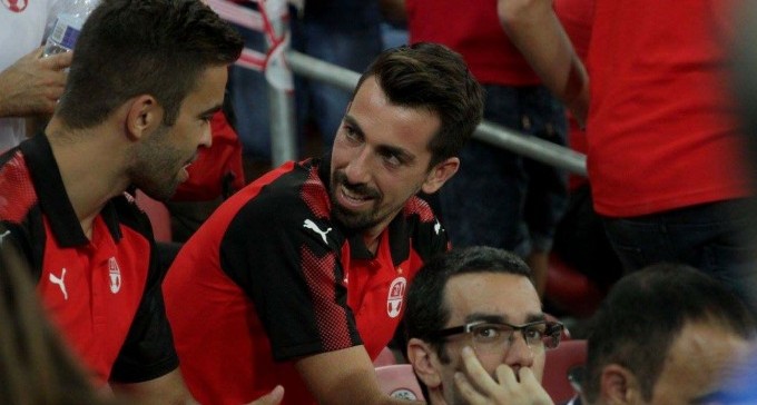 איסאק קואנקה סובל מכאבים בשריר הארבע ראשי אך צפוי לחזור לפעילות