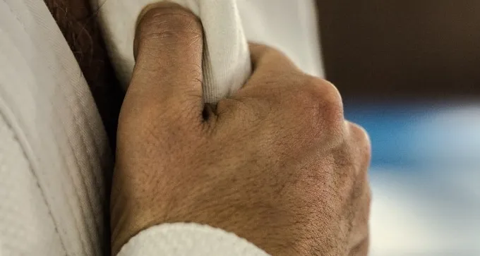 מדריך אמנויות לחימה מבאר שבע חשוד בביצוע מעשה מגונה בקטינה