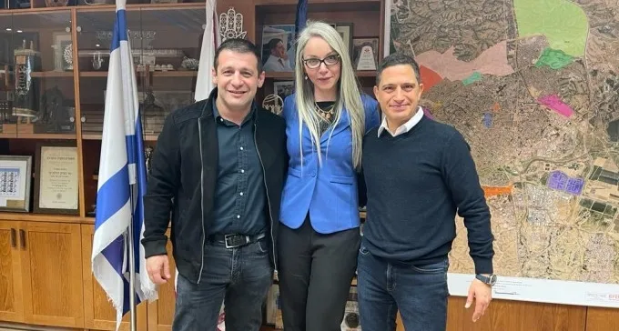 ח''כ אלכס קושניר סייר בב''ש, נפגש עם בעלי עסקים ותושבים 