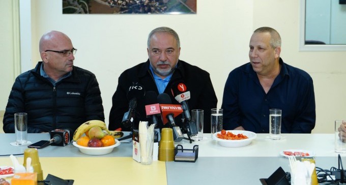 ליברמן: ''מה שראינו בדרום - תעודת פטירה למדיניות ההסדרה''