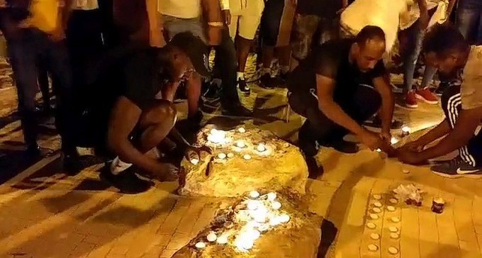 רק מעטים הפגינו בב''ש, אבנים נזרקו על שוטרים ליד קניון הנגב