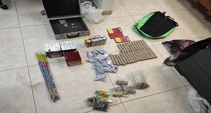 סוף לחגיגת הפיצוצים בירוחם: עשרות נפצים נתפסו אצל תושבת העיר