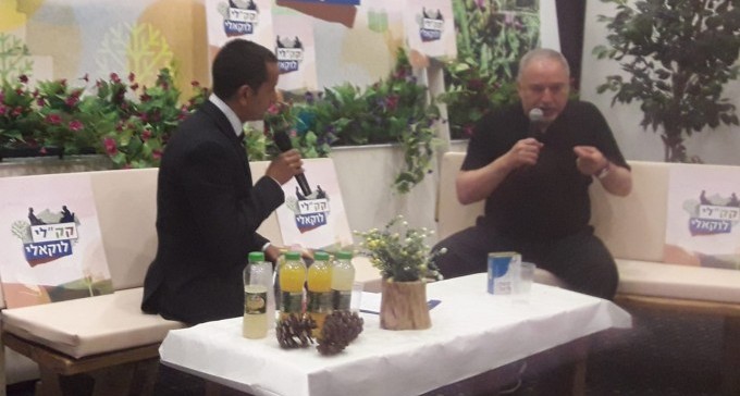 בכנסת ממשיכים לחזר אחרי ליברמן, בנגב עוד יום של בלוני תבערה