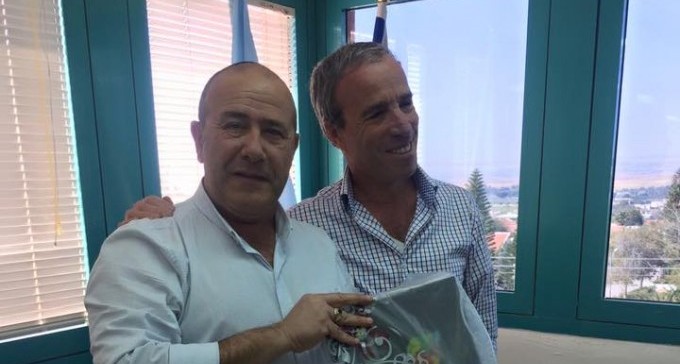 ביקור של אלעזר שטרן במיתר
