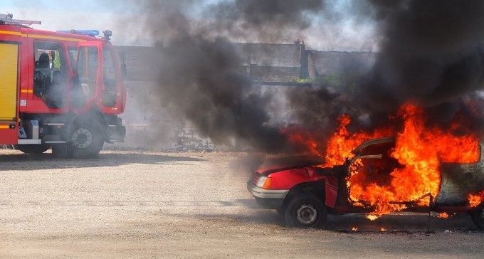 מי ניסה להצית את רכבו של שחקן הפועל ב''ש?