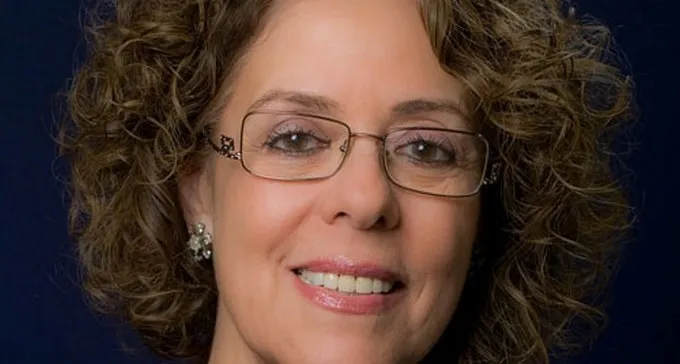 סערה סביב הארכת כהונתה של נשיאת האוניברסיטה בשנתיים