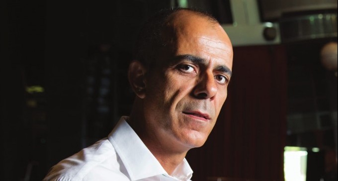 טלטלה בתיאטרון הישראלי: שמוליק יפרח פורש מניהול הקאמרי