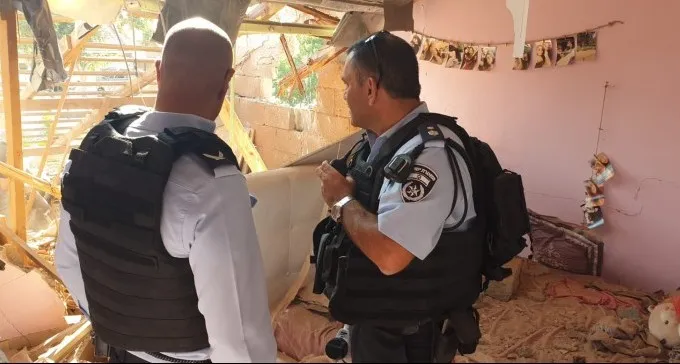 הנגב במלחמה: פגיעה ישירה בבית בנתיבות, מטחים כבדים על הדרום