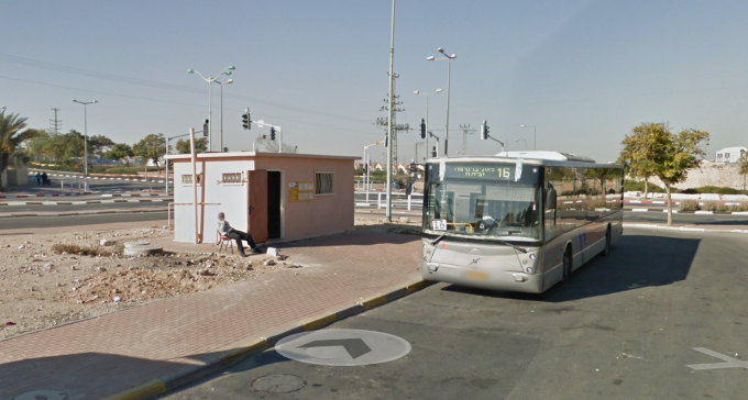 נהג דן ב''ש הותקף במסוף י''א. שני באר שבעים עצורים