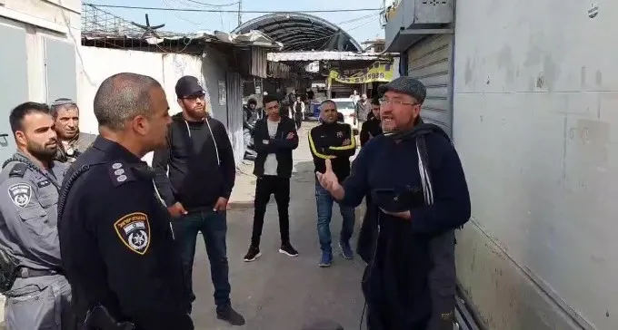 זעקת סוחרי השוק העירוני: ''הסופרים פתוחים, למה לסגור אותנו?''