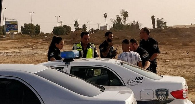 תאונה בשדרות בן גוריון, שלשה צעירים נתפסו נוהגים ללא רישיון