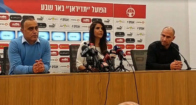 השאלות סביב הליכת ברקת לפוליטיקה: האם היו רמזים מוקדמים לכך?