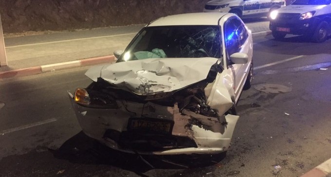 דימונה: חמישה נפצעו בתאונה חזיתית בין שני כלי רכב