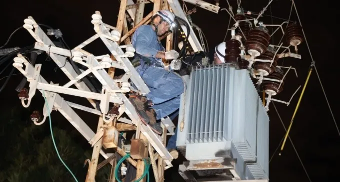 בשיא הקור: אלפי תושבים מנותקים מחשמל ביישובים בדואים