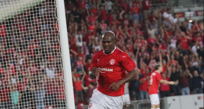 לנצל את הביתיות בהרכב התקפי, כדי להגיע לליגת האלופות