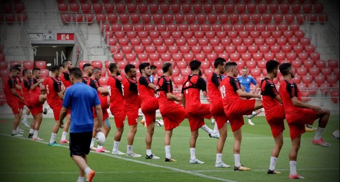 שישה משחקני הפועל ב