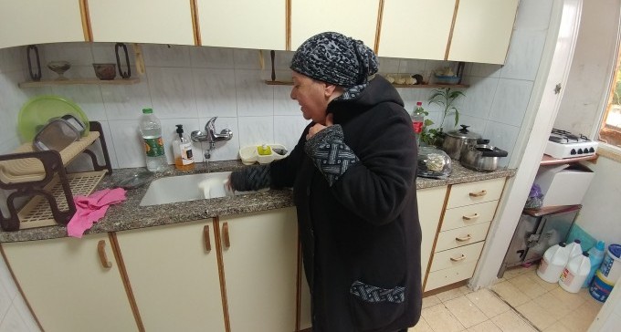 כמעט 10 ימים בלי מים, כי לדיירי הבניין הישן אין כסף לתיקונים