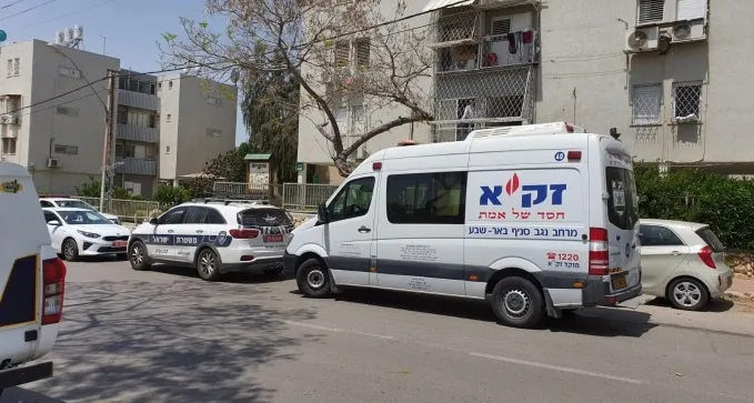גופת גבר במצב ריקבון קשה נמצאה בדירה בנחל עשן