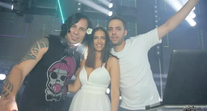 סקאזי, סטטיק, בן אל ושמלת כלה: הפרסומאי חן קריספין התחתן