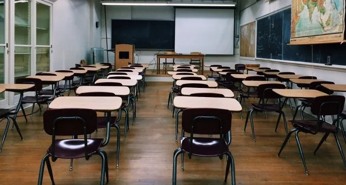 הלימודים יחלו  בב''ש מחר, רביעי, בשעה 9:00, בעקבות תקיפת מנהלת