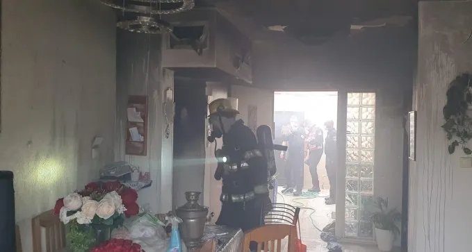 הטעין אופניים חשמליים - והעלה את ביתו באש
