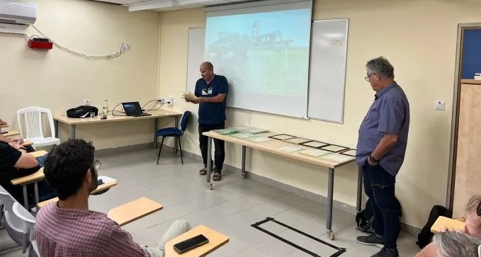 מנציחים בחינוך ועשייה: חולקו מלגות לזכרו של חיים מולכו