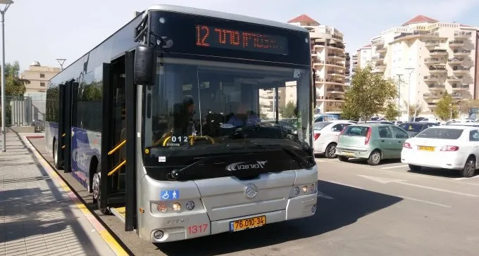 הצעת חוק של מרצ: כריזה בערבית בתחבורה הציבורית - גם בב''ש