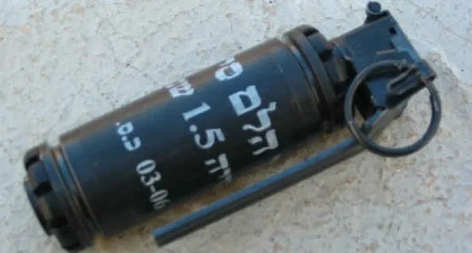 בן 12 נפצע מפיצוץ רימון בחצר ביתו