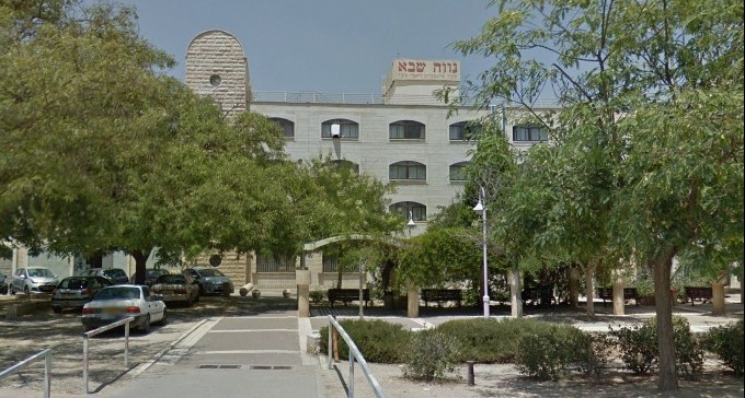 ''לאבא שלי היו הרבה שמות וכינויים, אבל מעט מאוד, כבוד''